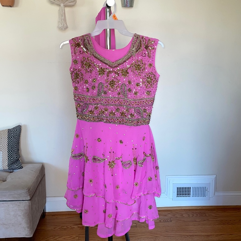 Sleeveless Pink Salwar Kameez (Medium) | India Pakistan Bangladesh